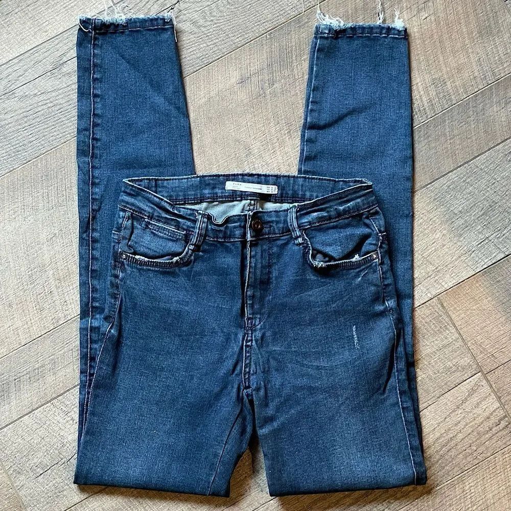 Women’s, Zara, “Trafaluc Denimwear”, Cotton-Blend, Stretch, Skinny Jeans. Size 6